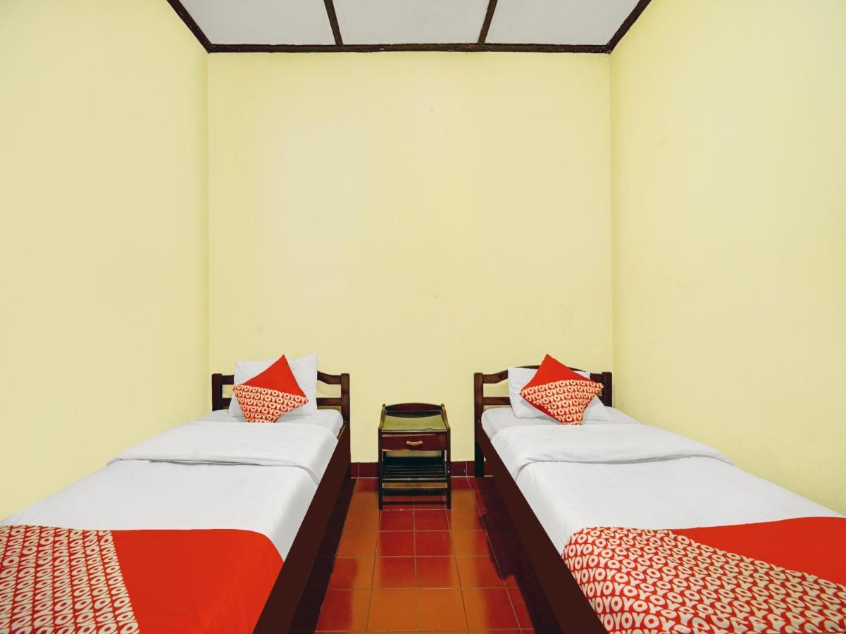 Oyo 90676 Oryza Hotel Γιογκιακάρτα Εξωτερικό φωτογραφία